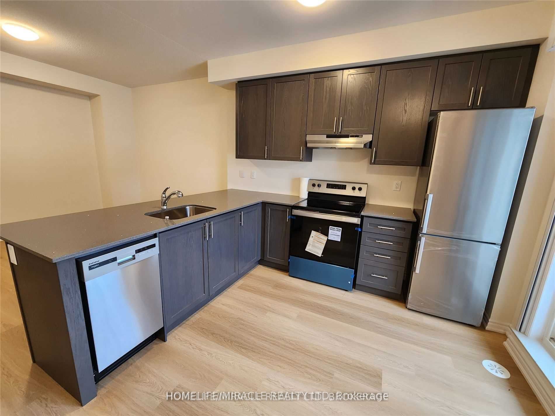 485 Beresford Path, #04