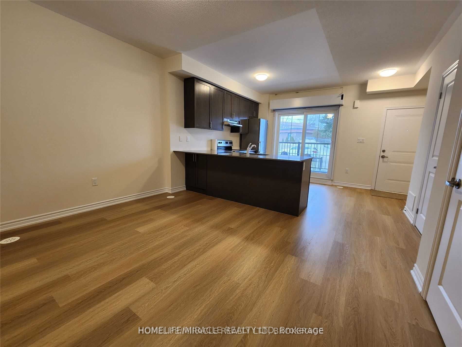 485 Beresford Path, #04