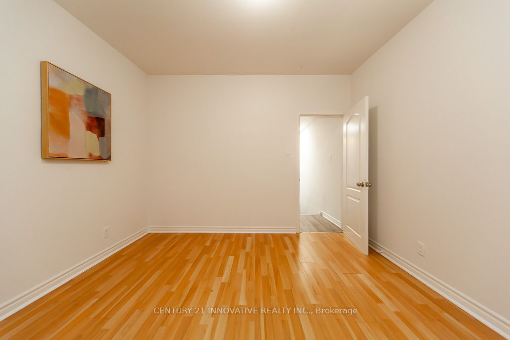 34 Leyton Avenue
