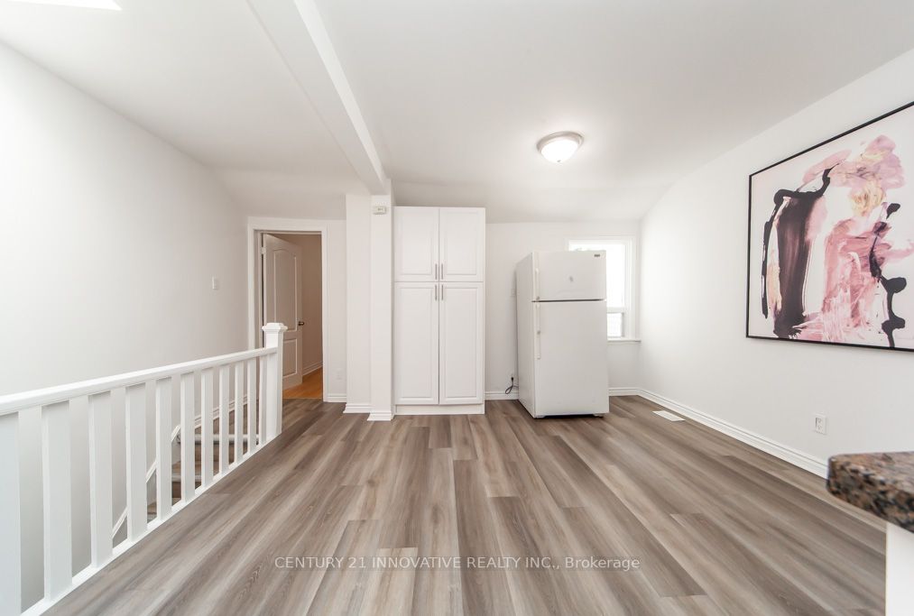 34 Leyton Avenue