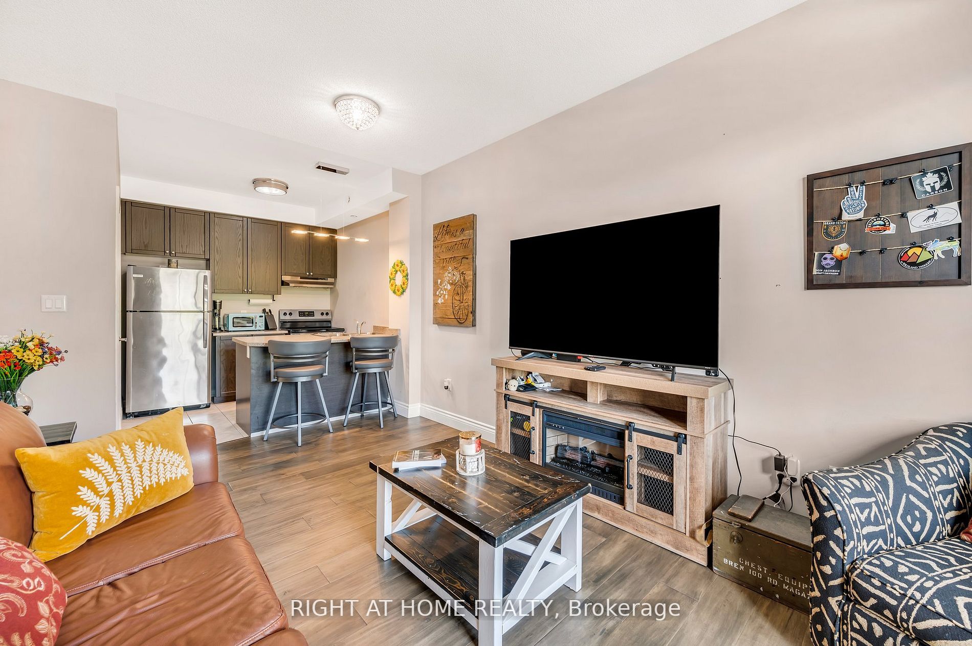 80 Aspen Springs Dr, #216