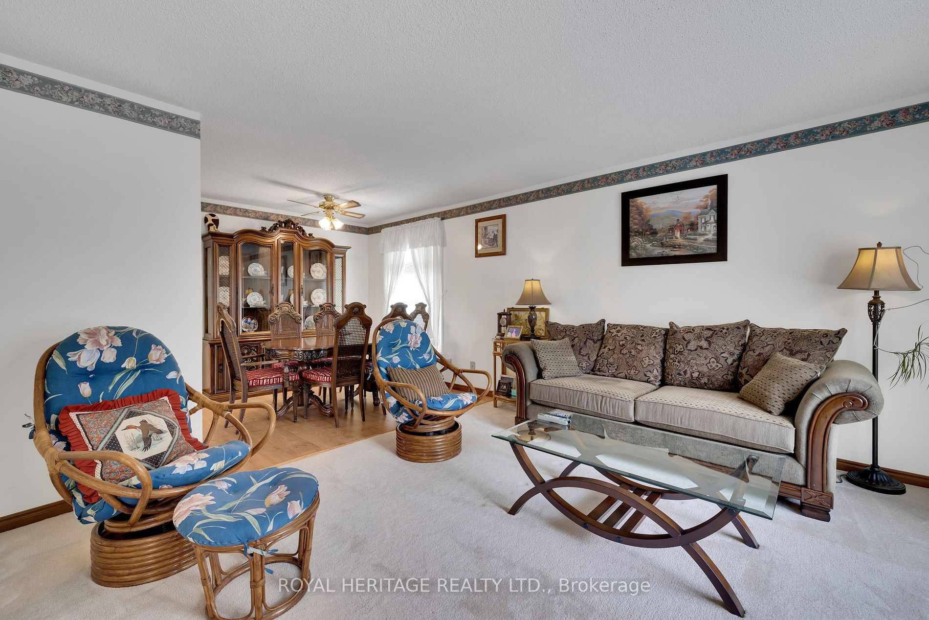 23 Hart Blvd