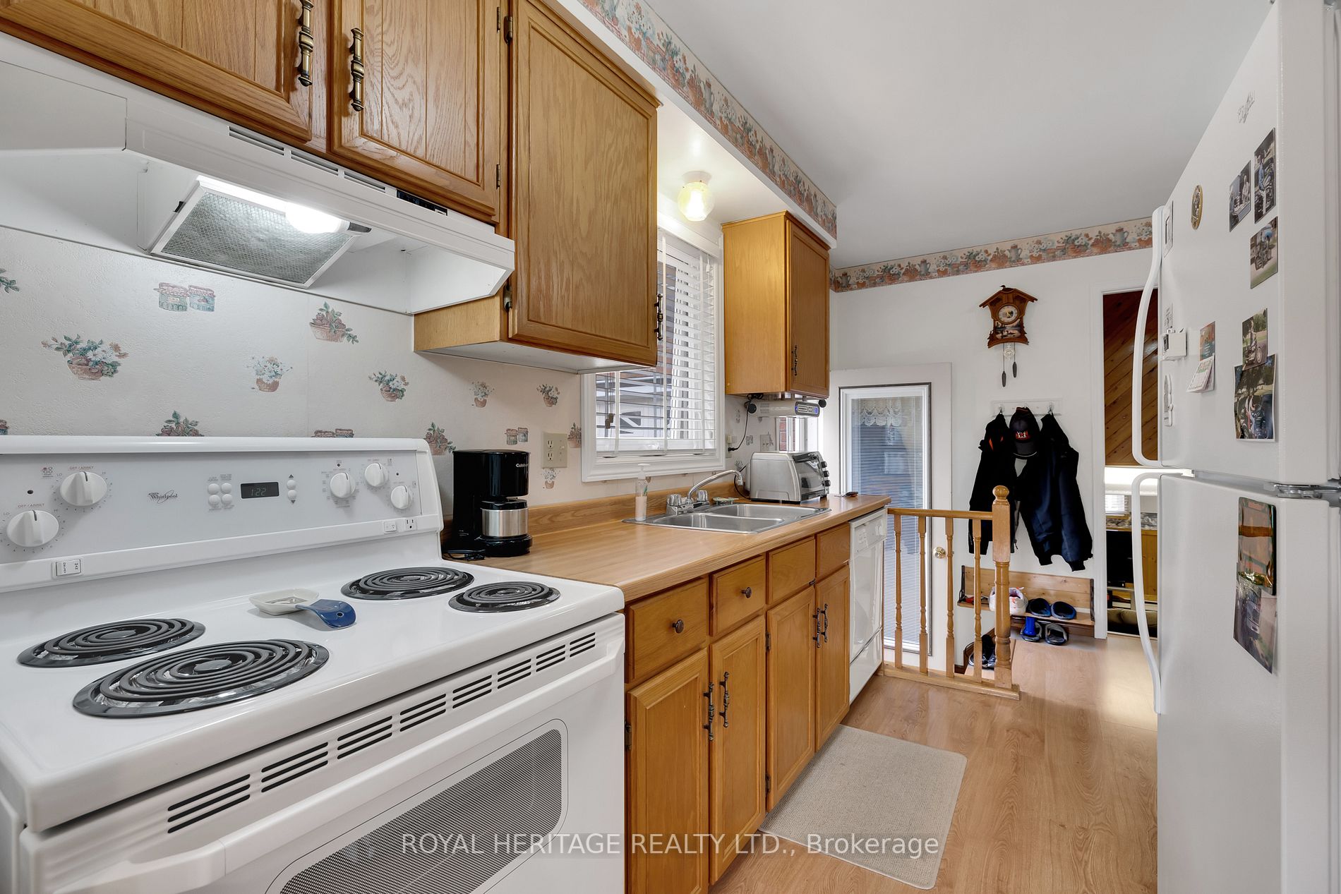23 Hart Blvd