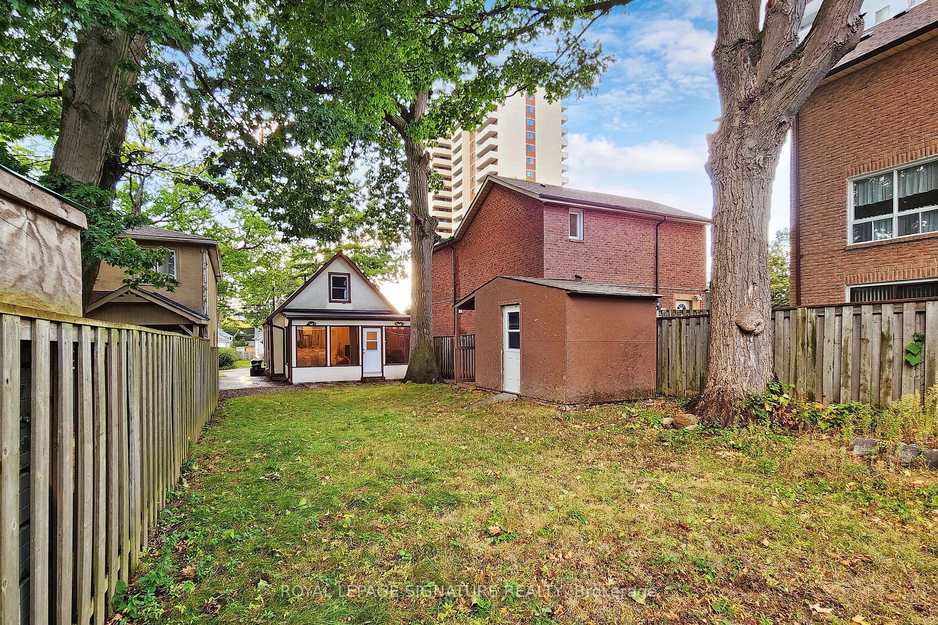 71 Mcdonald Avenue
