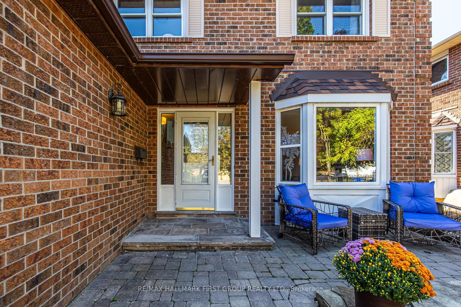 76 Farrow Cres