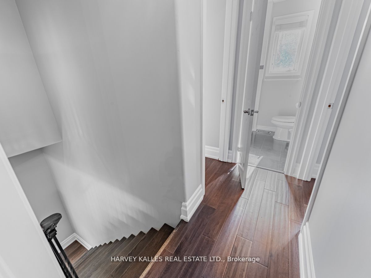 6 Kildonan Dr