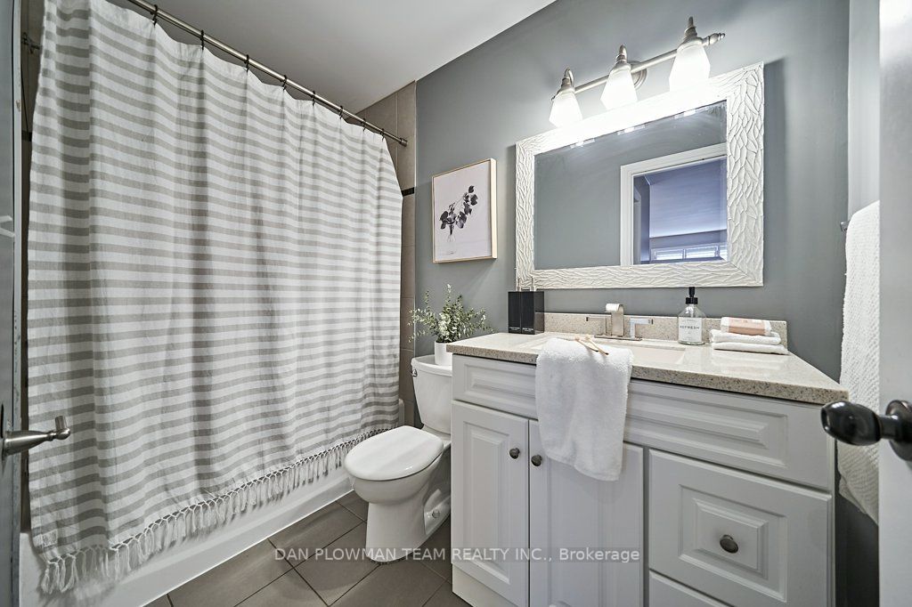 52 Wessex Dr