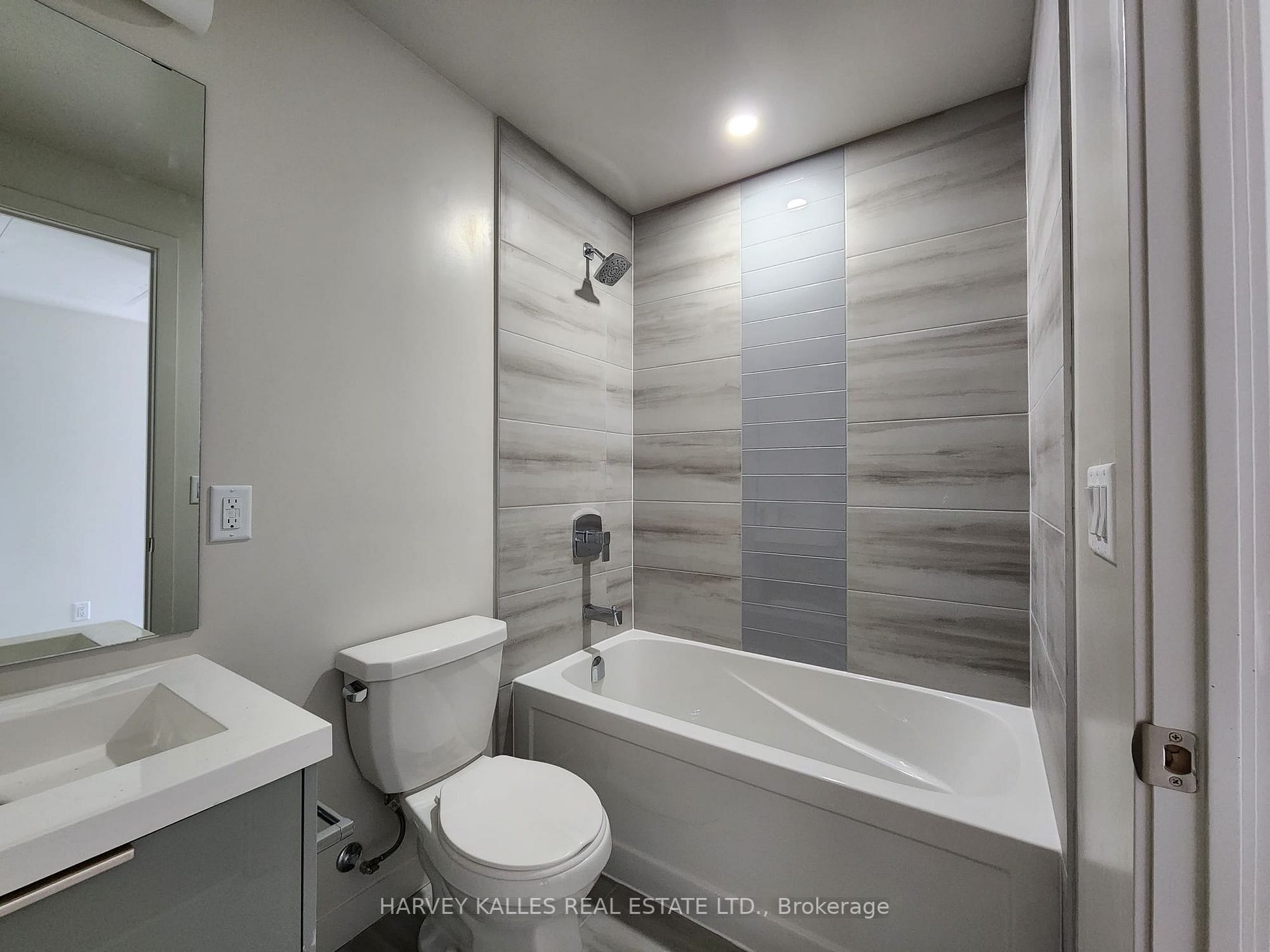 #717 - 90 Glen Everest Rd, Toronto
