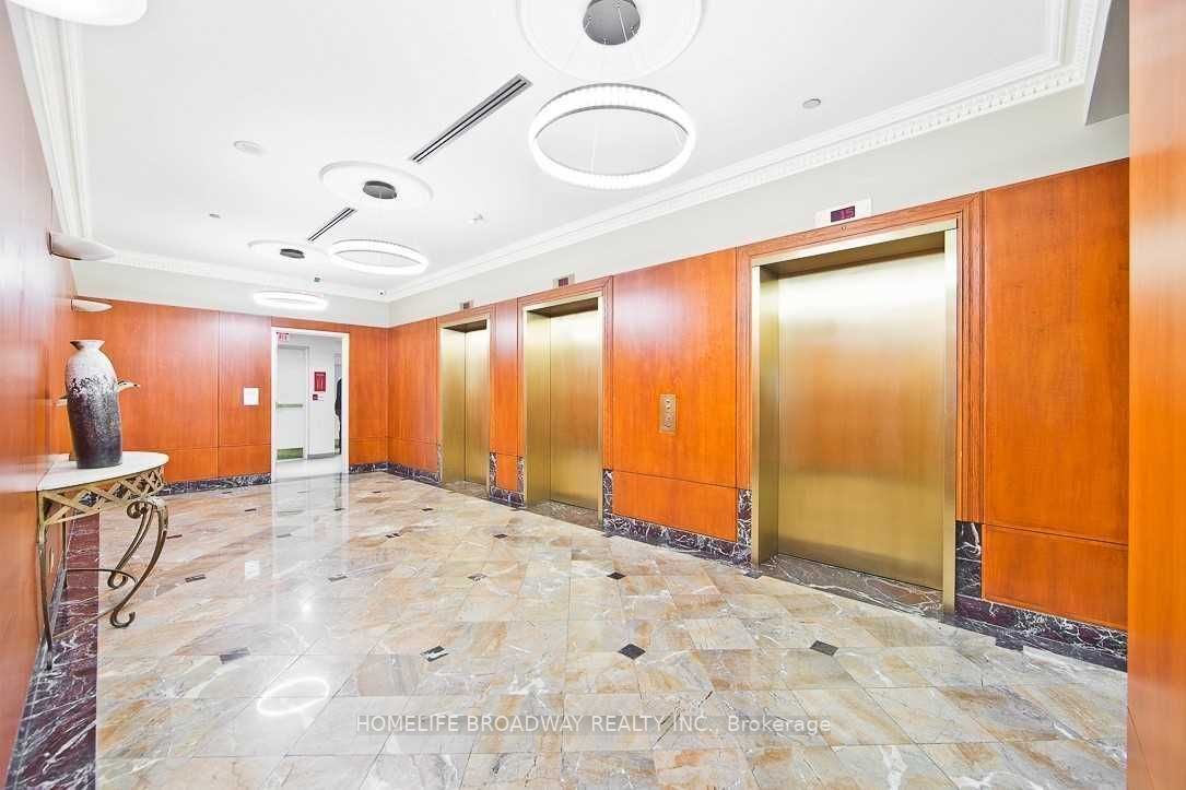 18 Lee Centre Drive, #1807