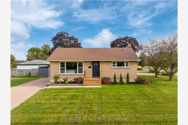 453 Marion Ave, Oshawa