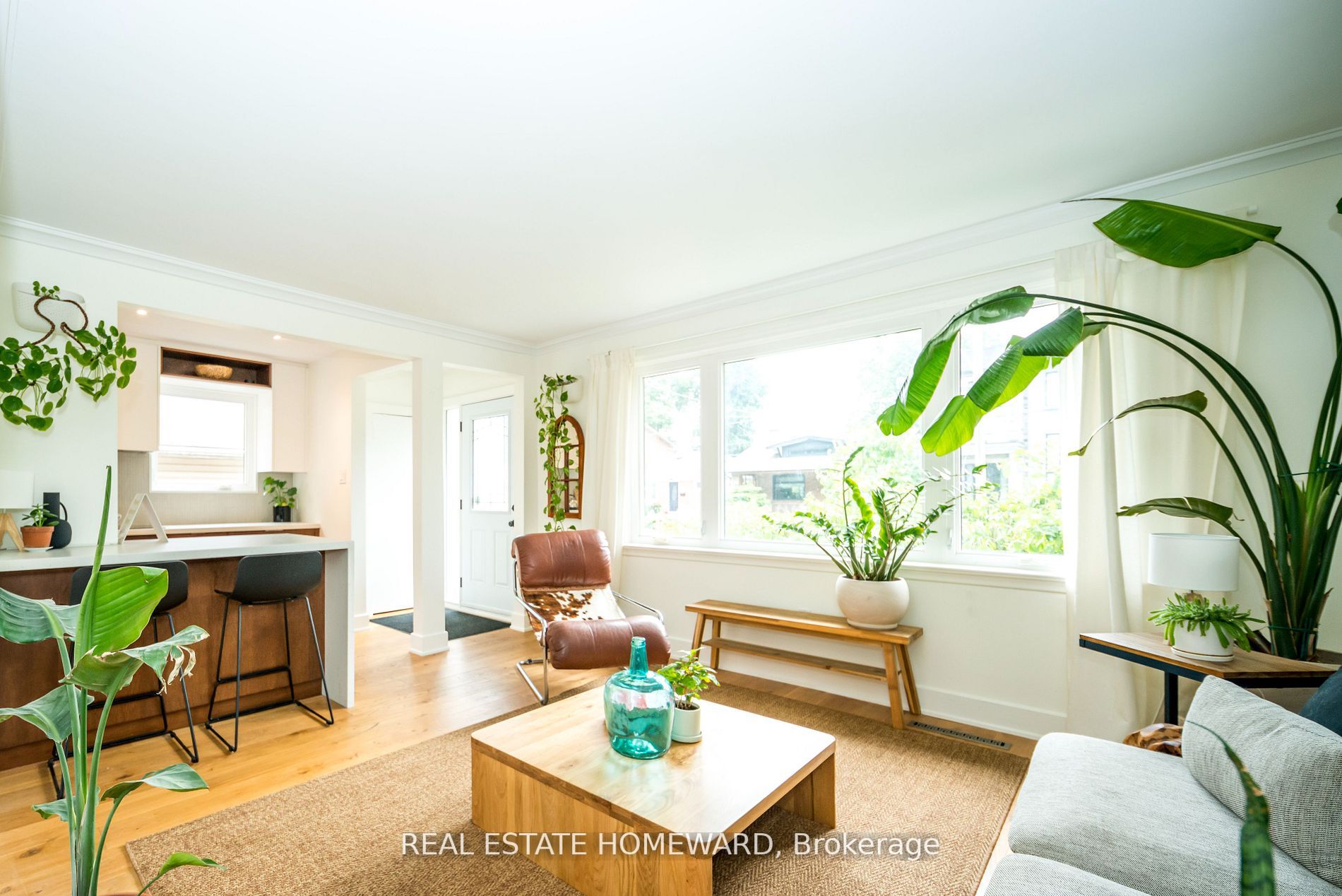 27 Sharpe St