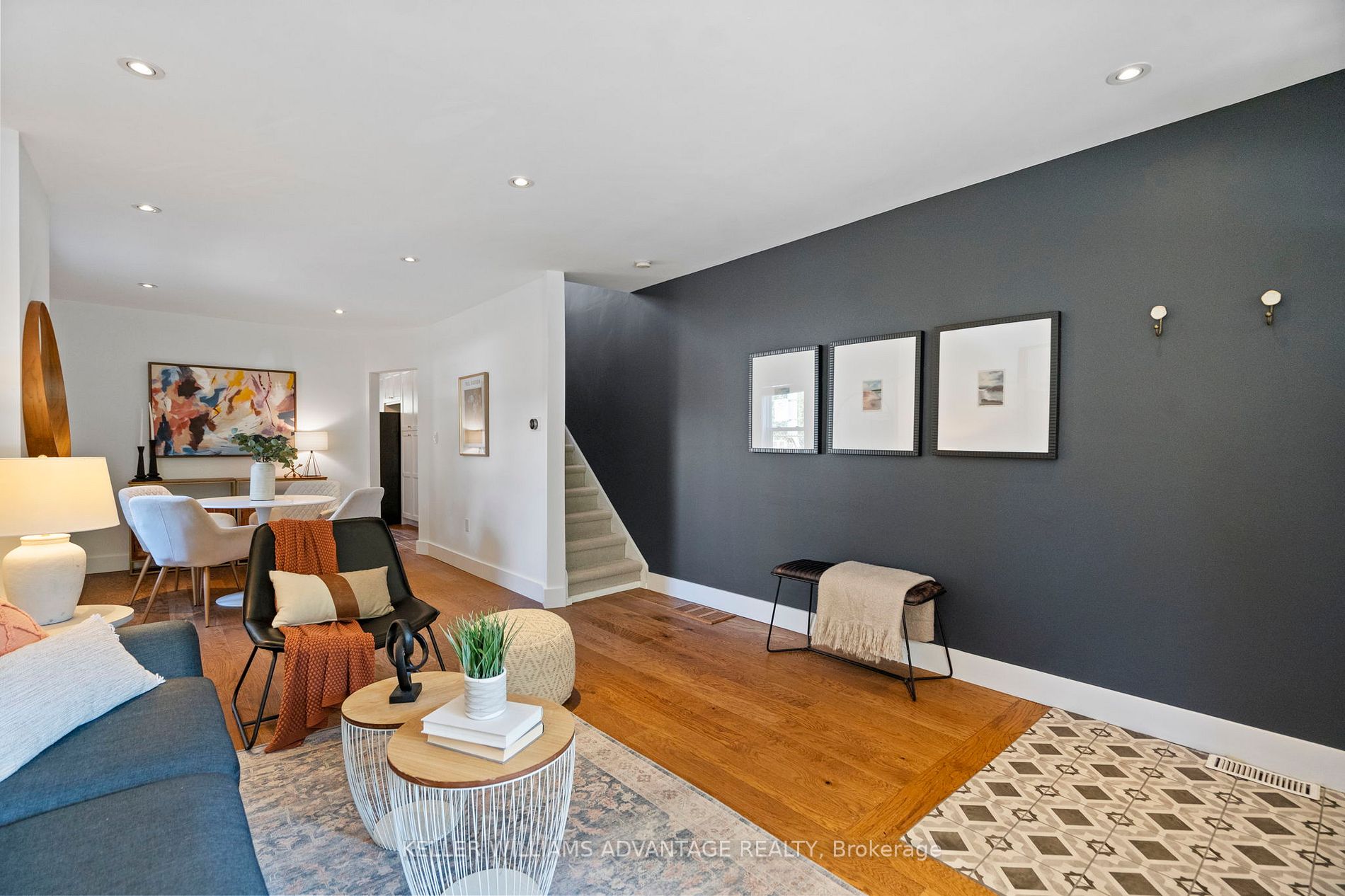 7 Vancouver Ave