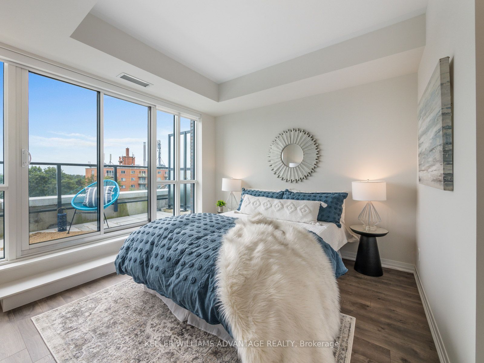 1630 Queen St E, #503