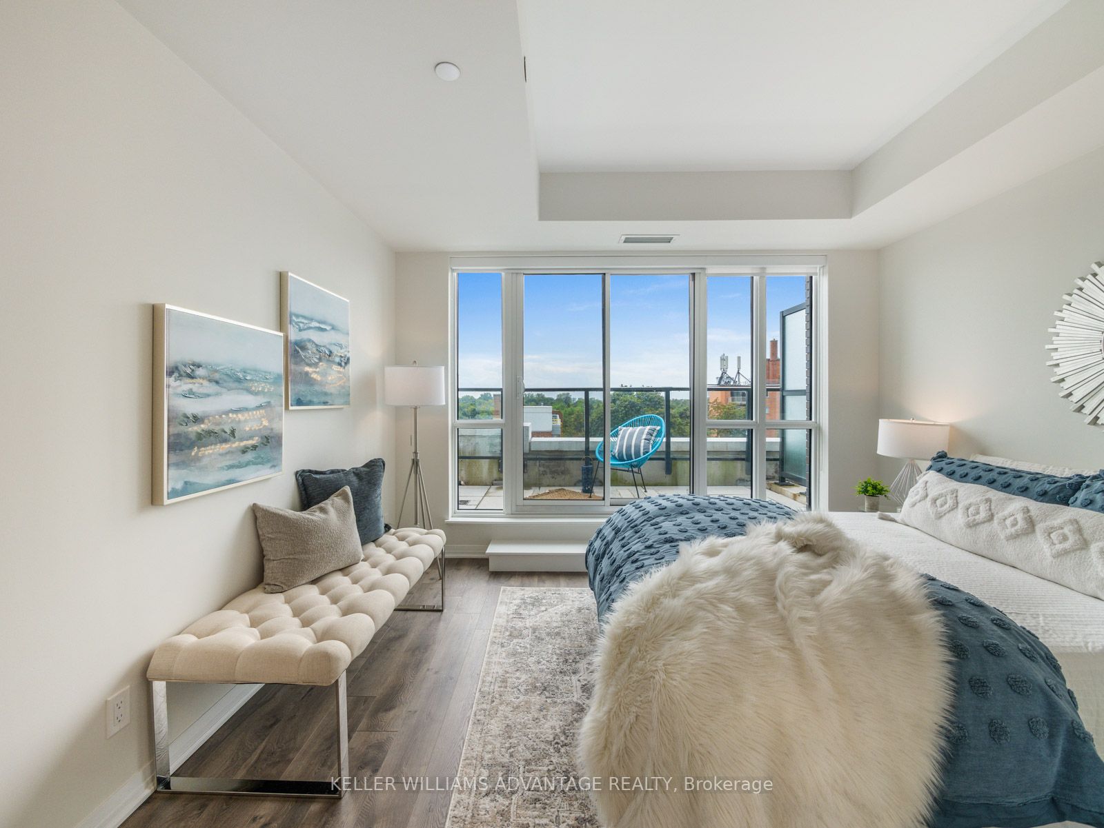 1630 Queen St E, #503