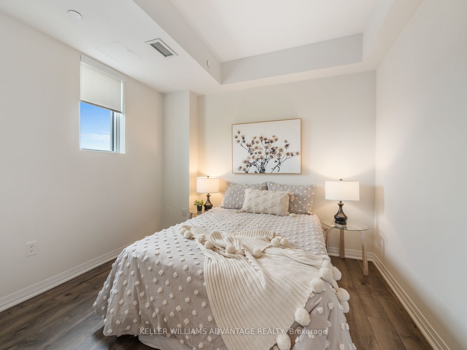 1630 Queen St E, #503