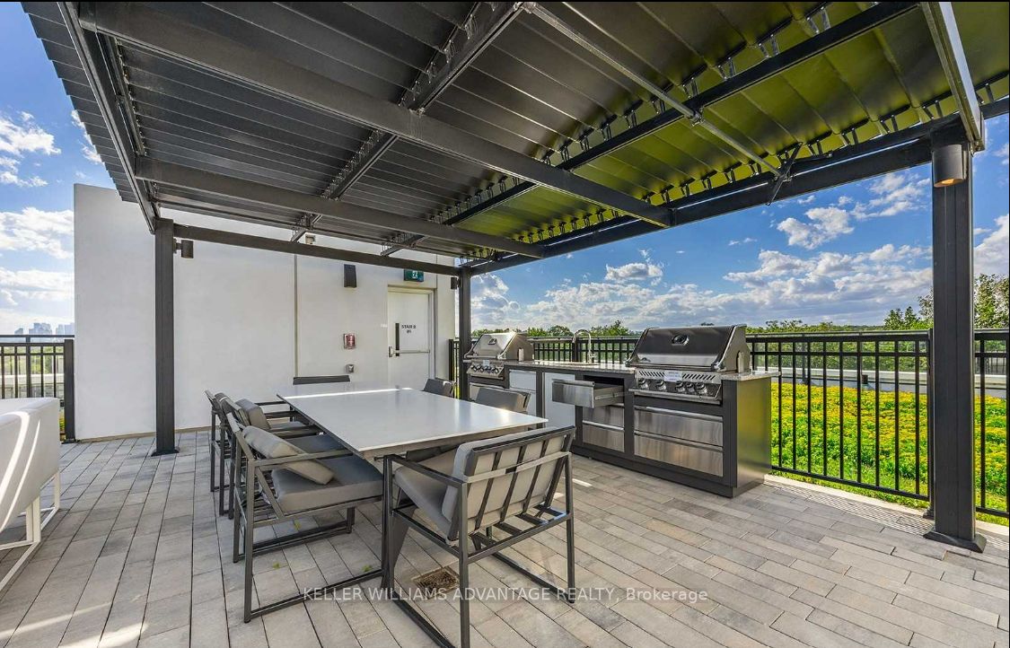 1630 Queen St E, #503