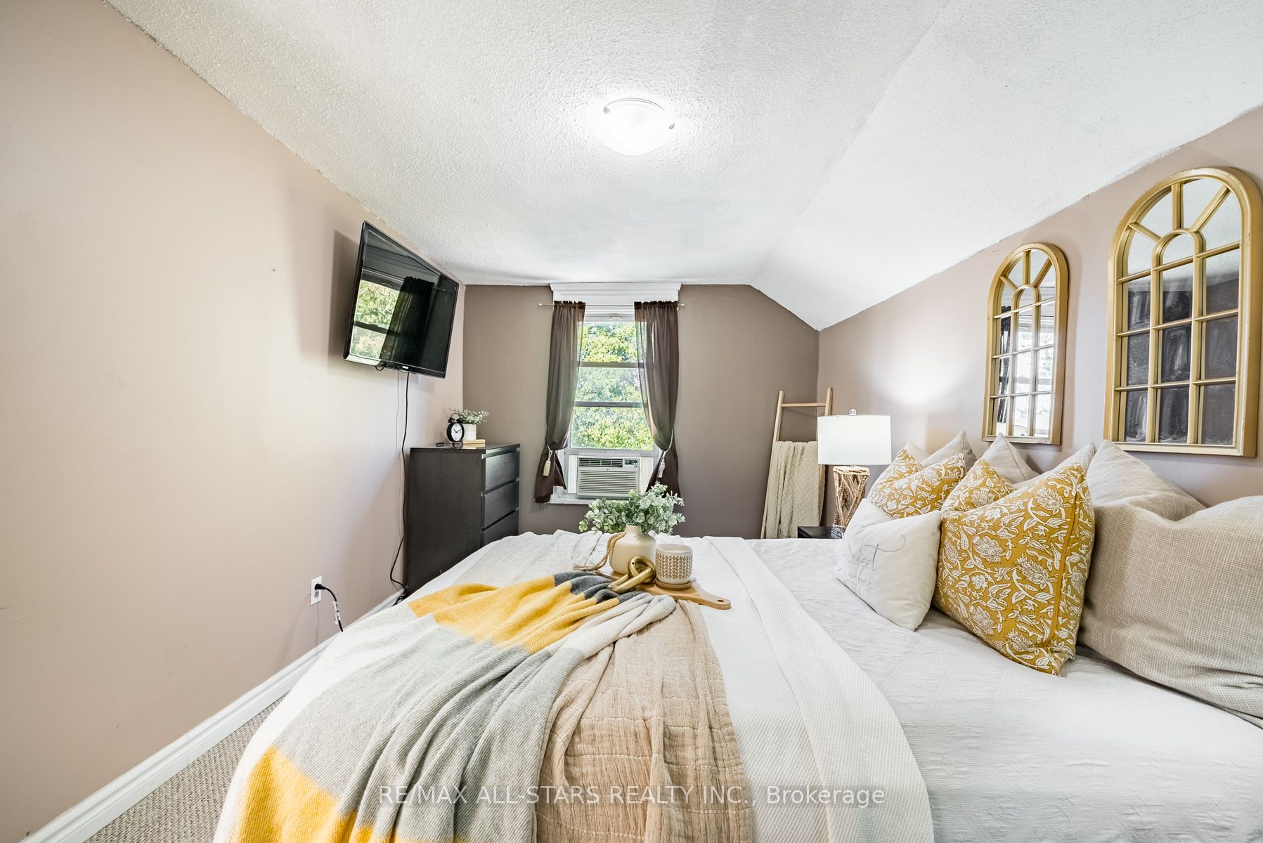 15008 Old Simcoe Rd