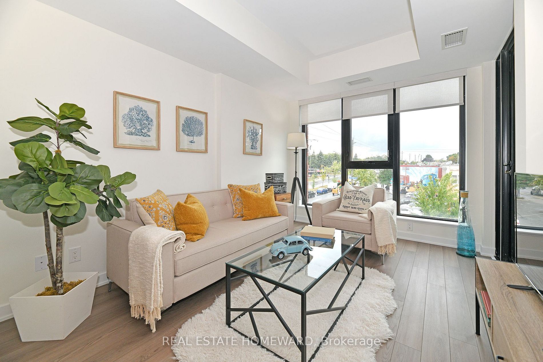 2799 Kingston Rd, #321