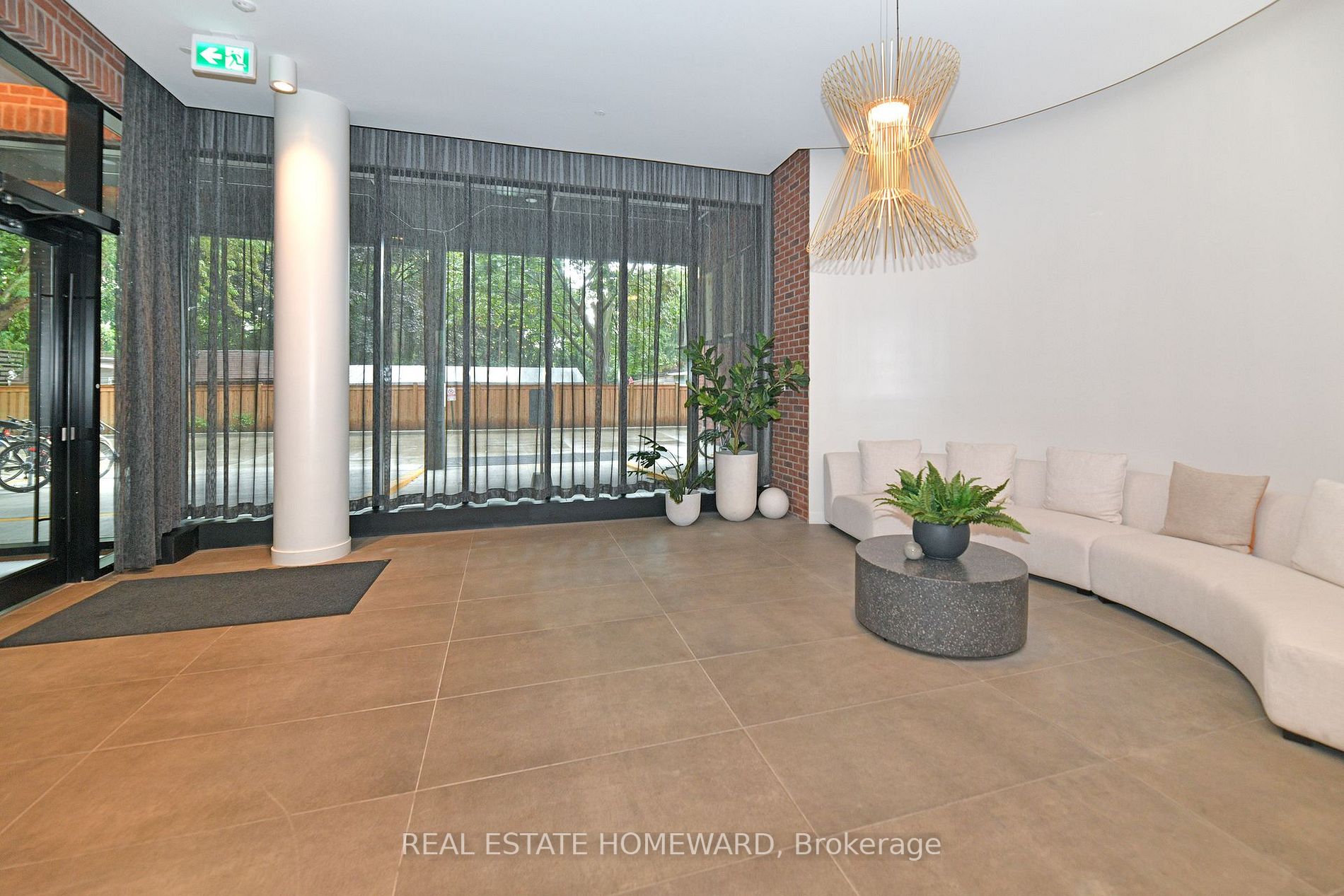 2799 Kingston Rd, #321