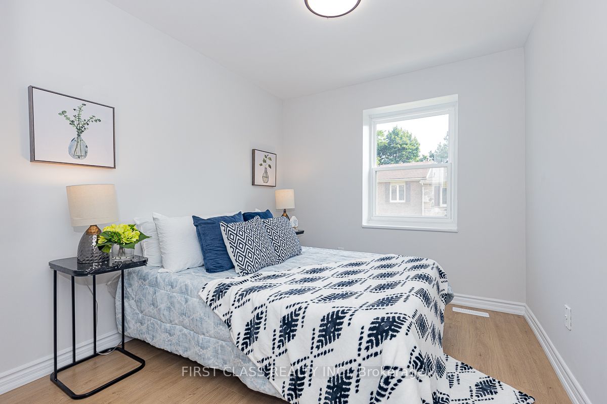 270 Timberbank Blvd, #114