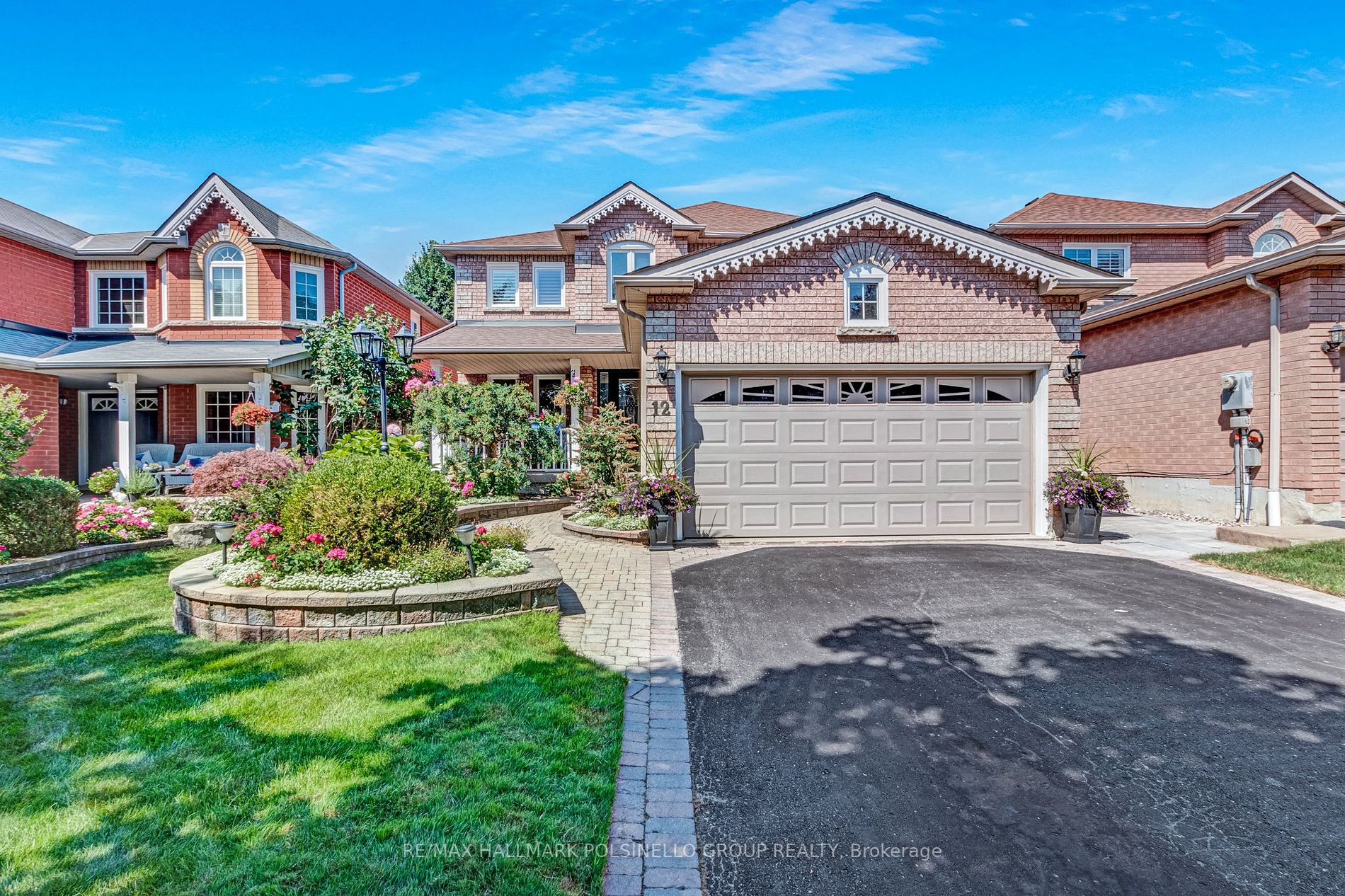 12 Roberts Drive