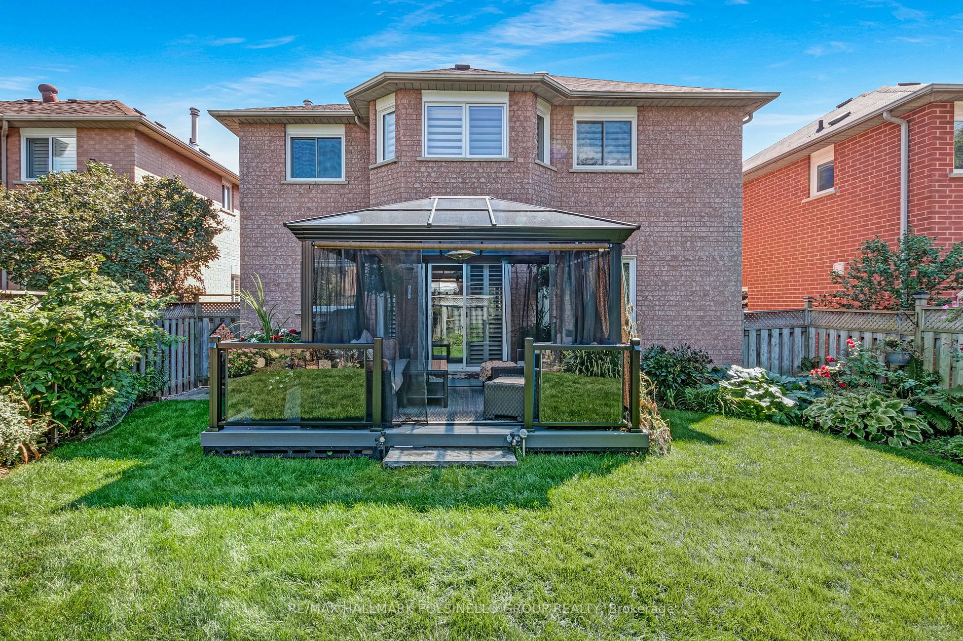 12 Roberts Drive