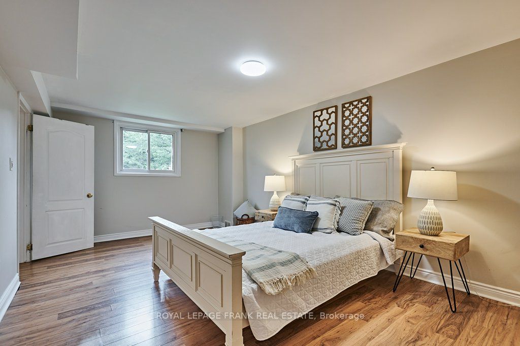52 Love Crescent