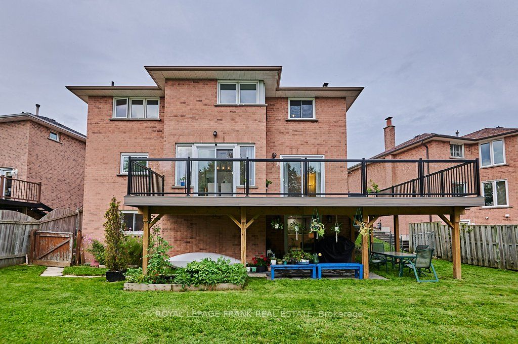 52 Love Crescent
