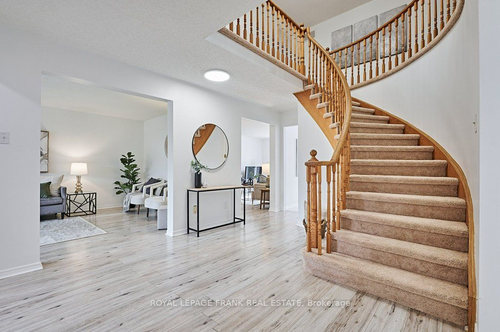 52 Love Crescent