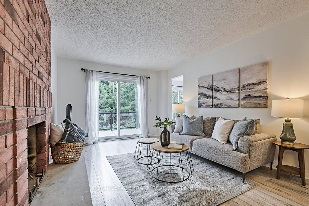 52 Love Crescent