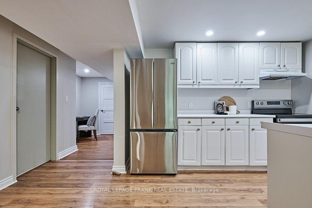 52 Love Crescent