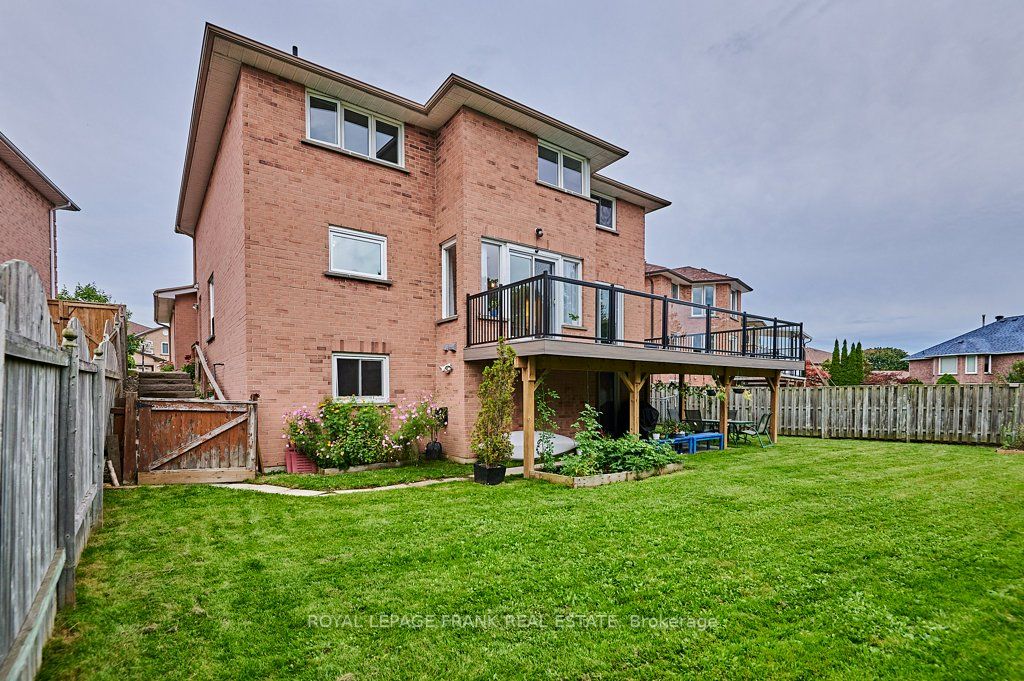 52 Love Crescent