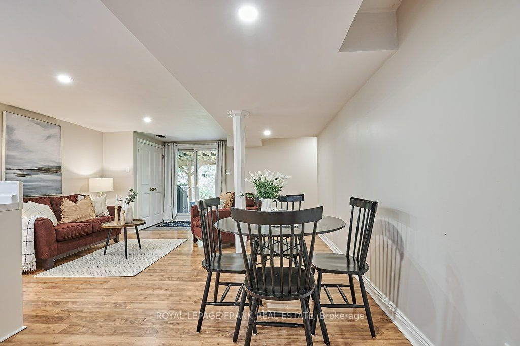 52 Love Crescent