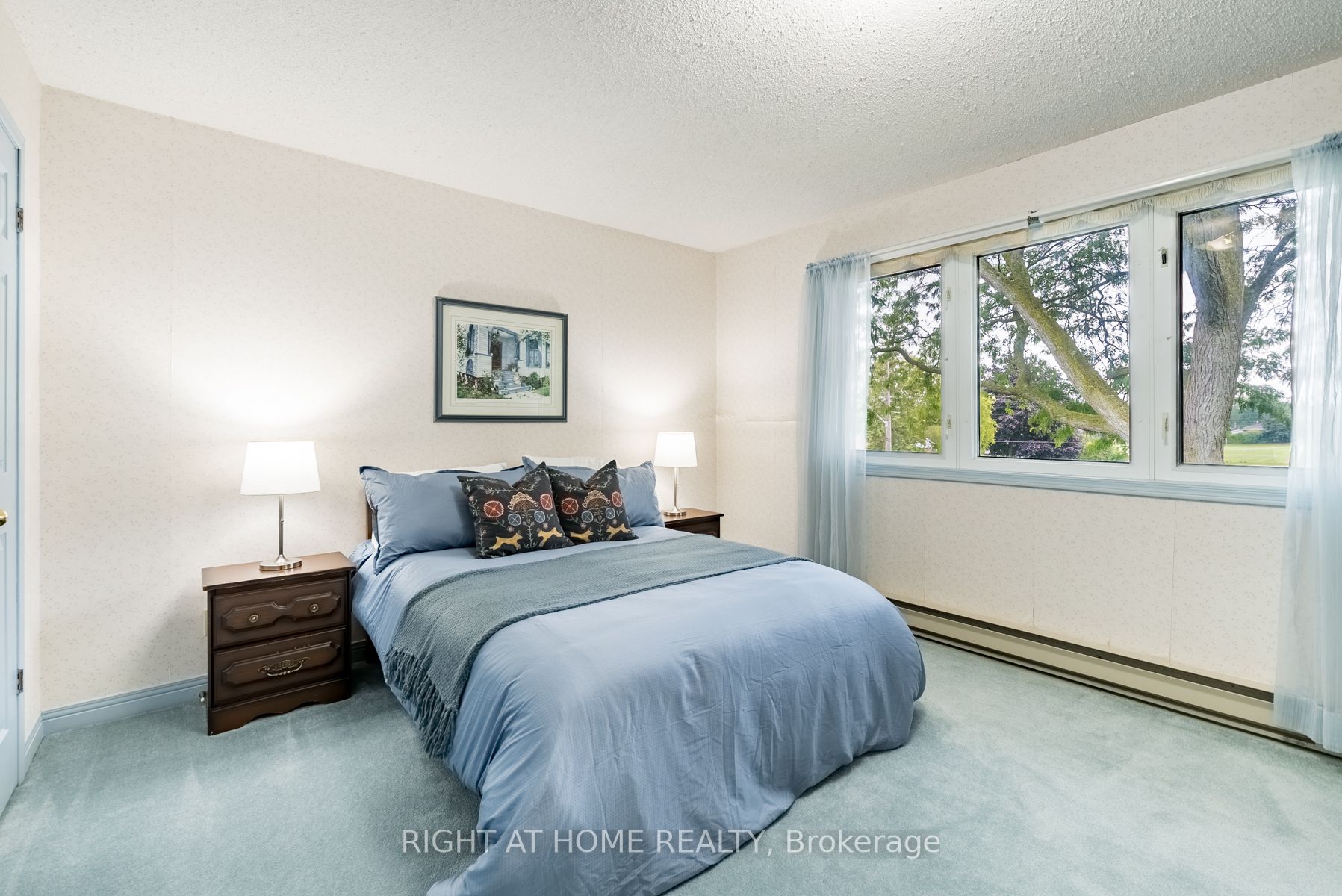 707 Clarence Dr