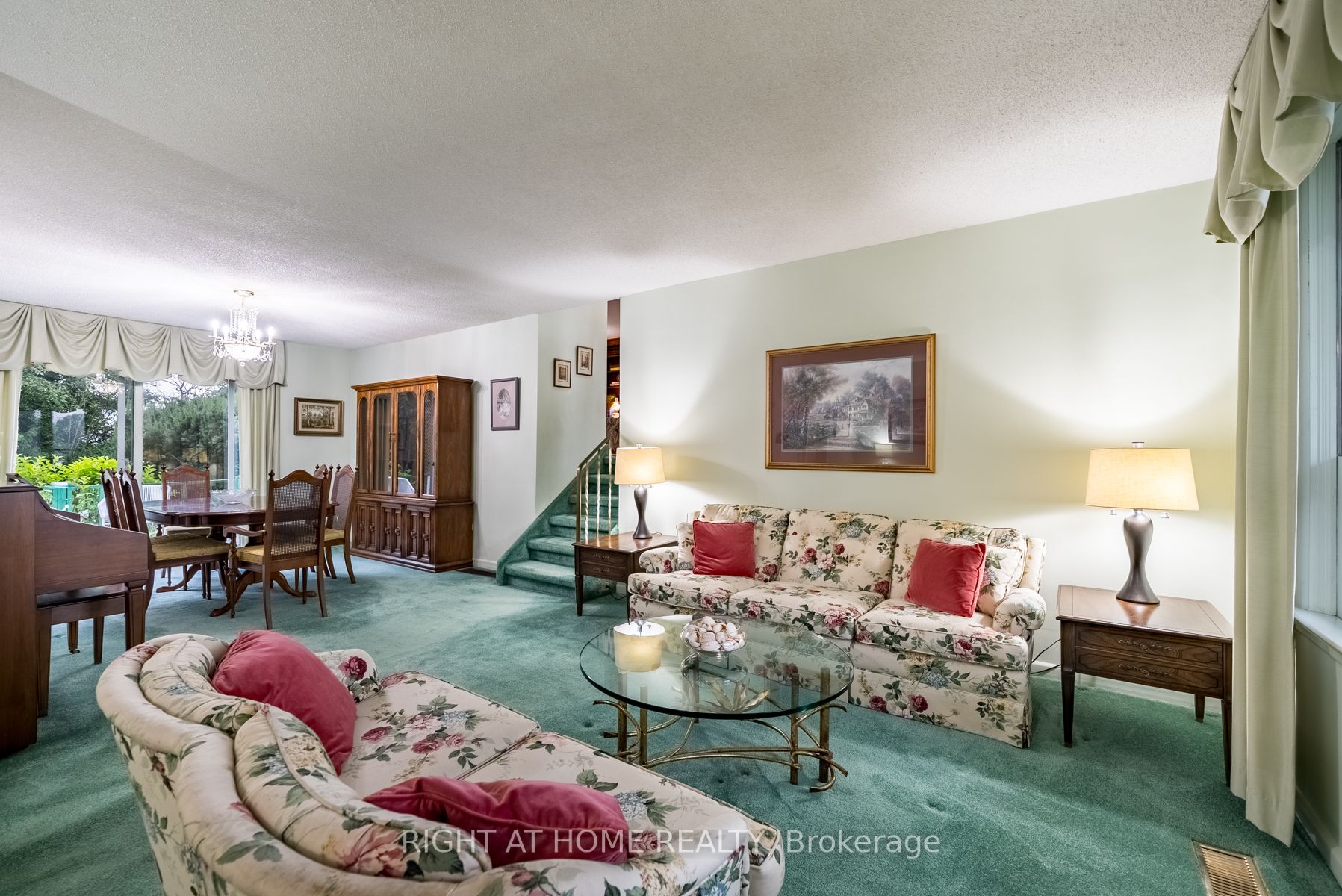 707 Clarence Dr