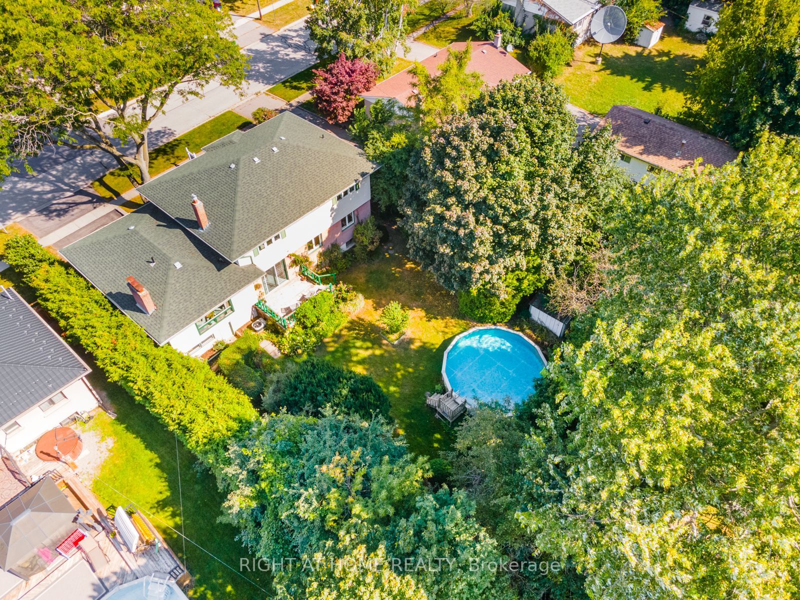 707 Clarence Dr