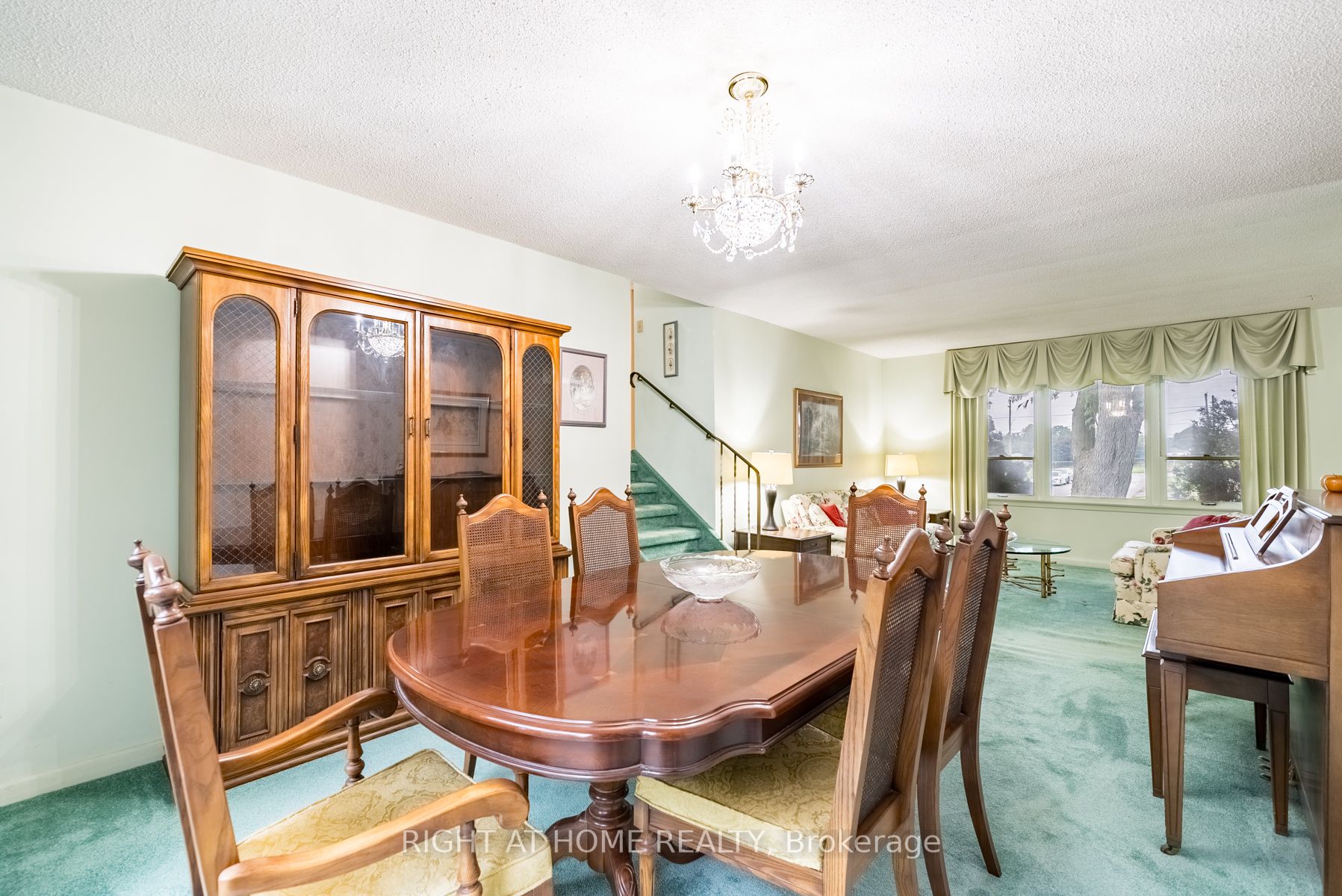 707 Clarence Dr