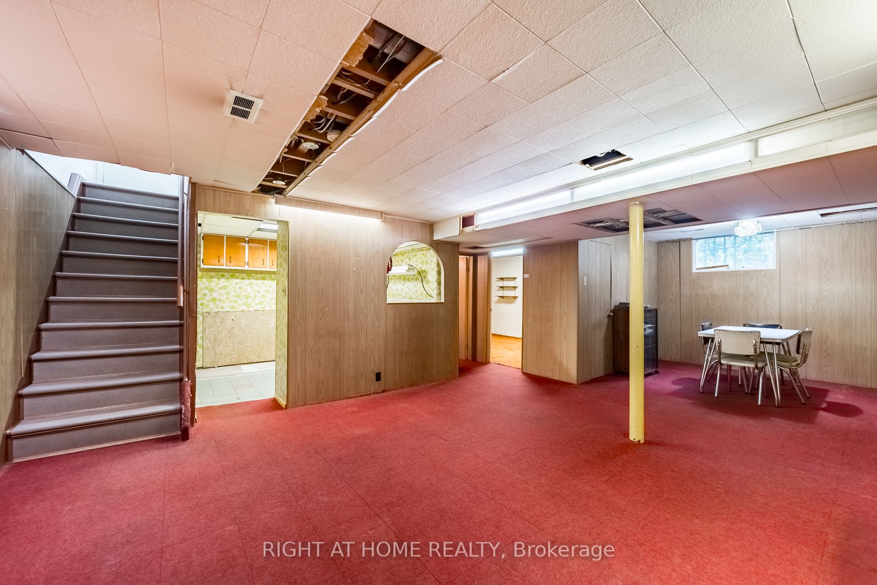 707 Clarence Dr