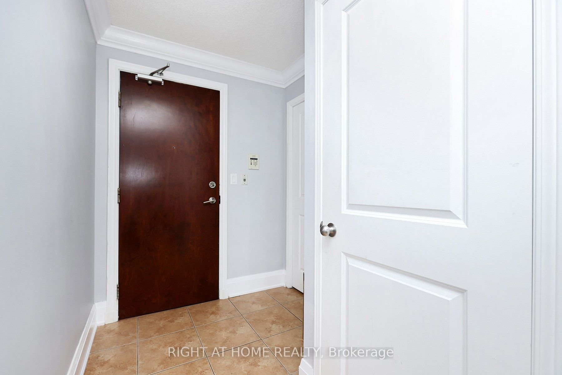6 Rosebank Dr, #12G