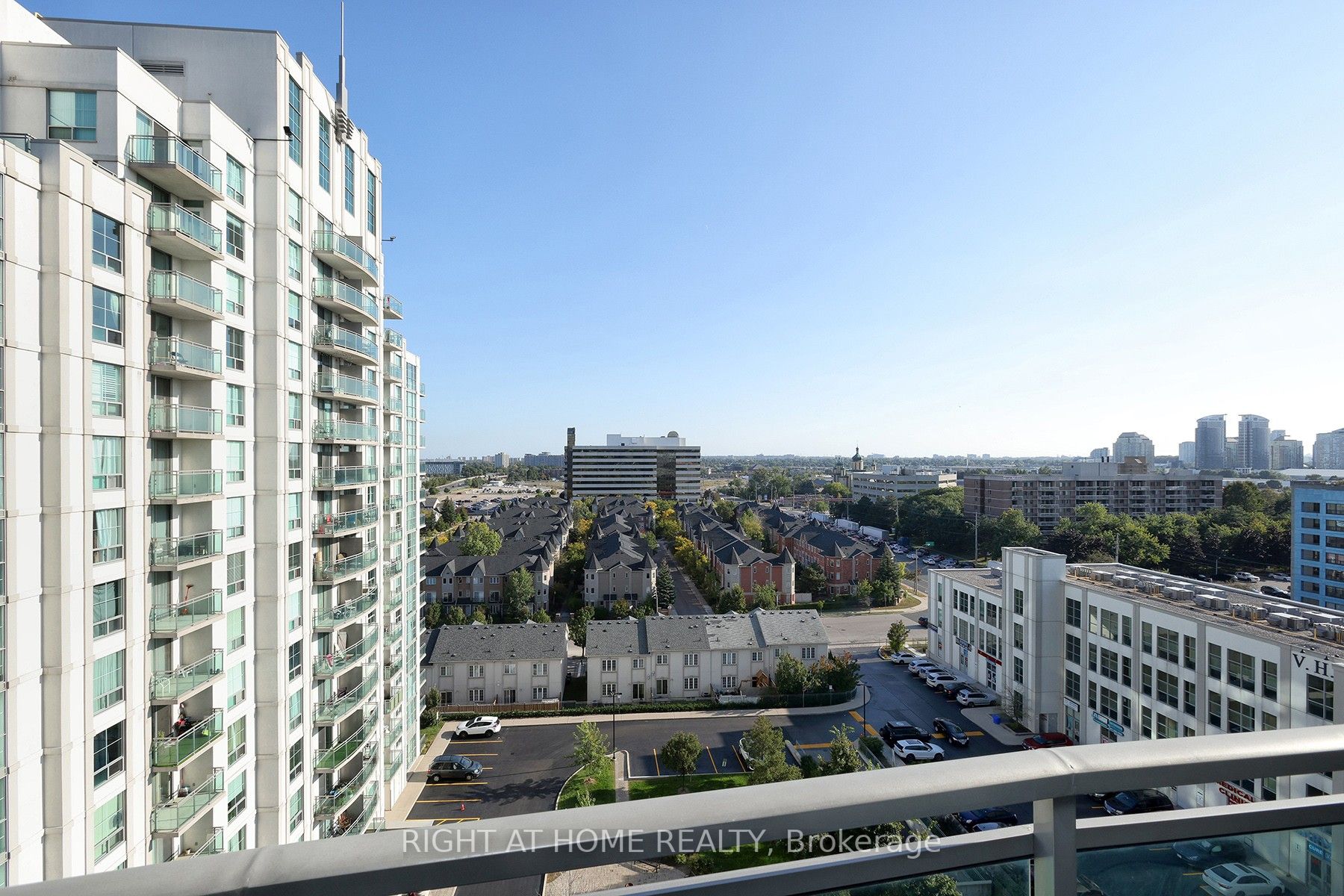 6 Rosebank Dr, #12G