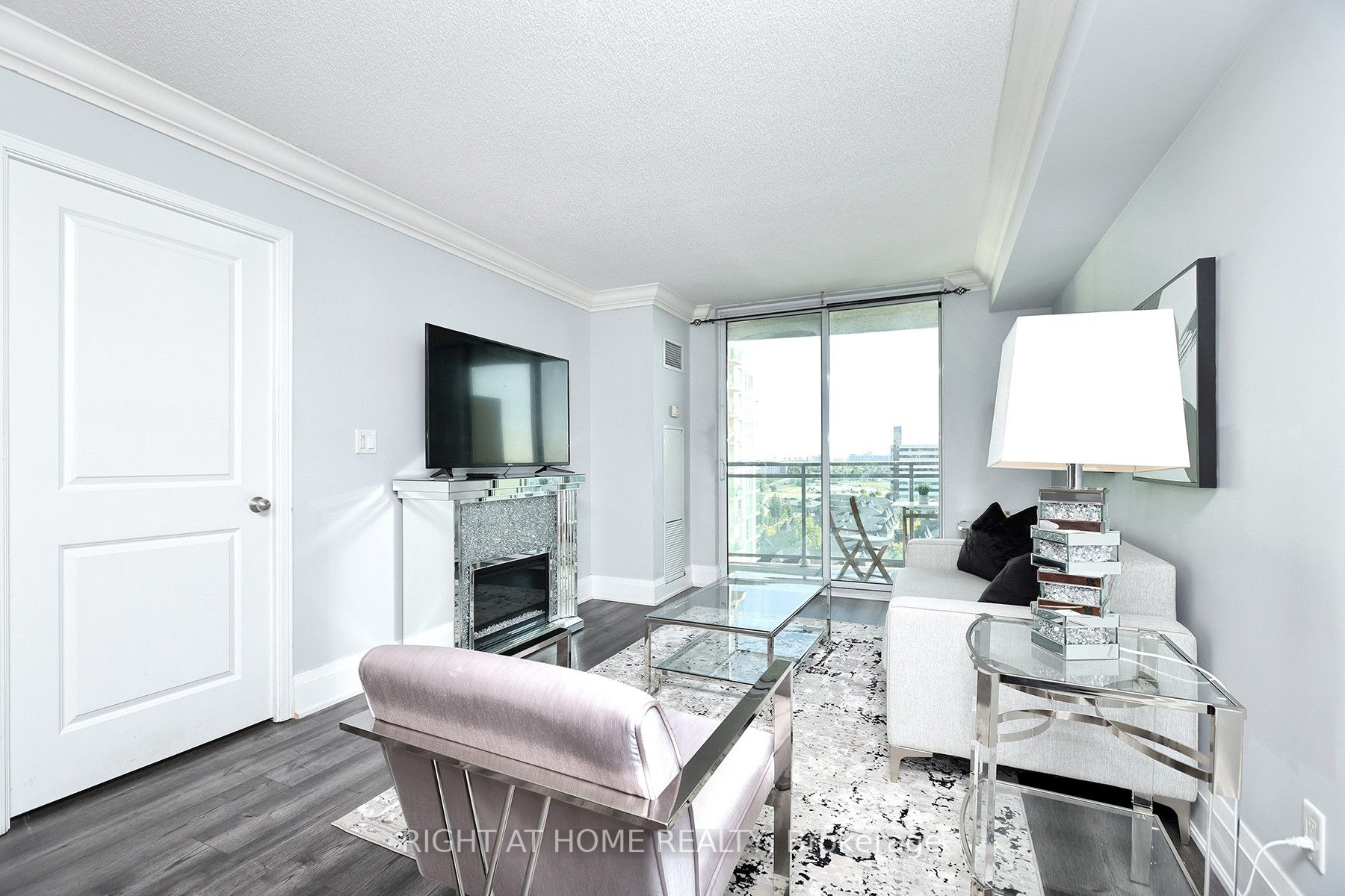 6 Rosebank Dr, #12G