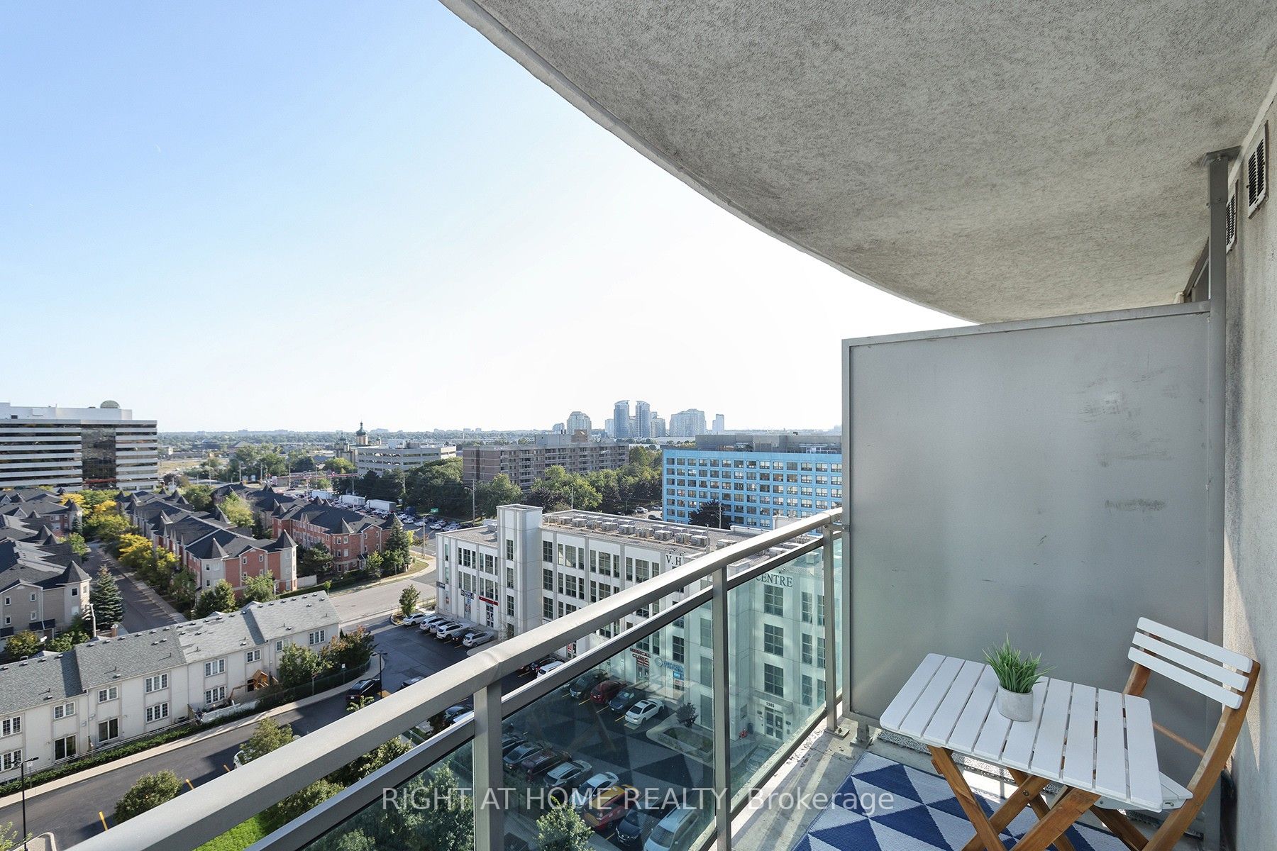 6 Rosebank Dr, #12G