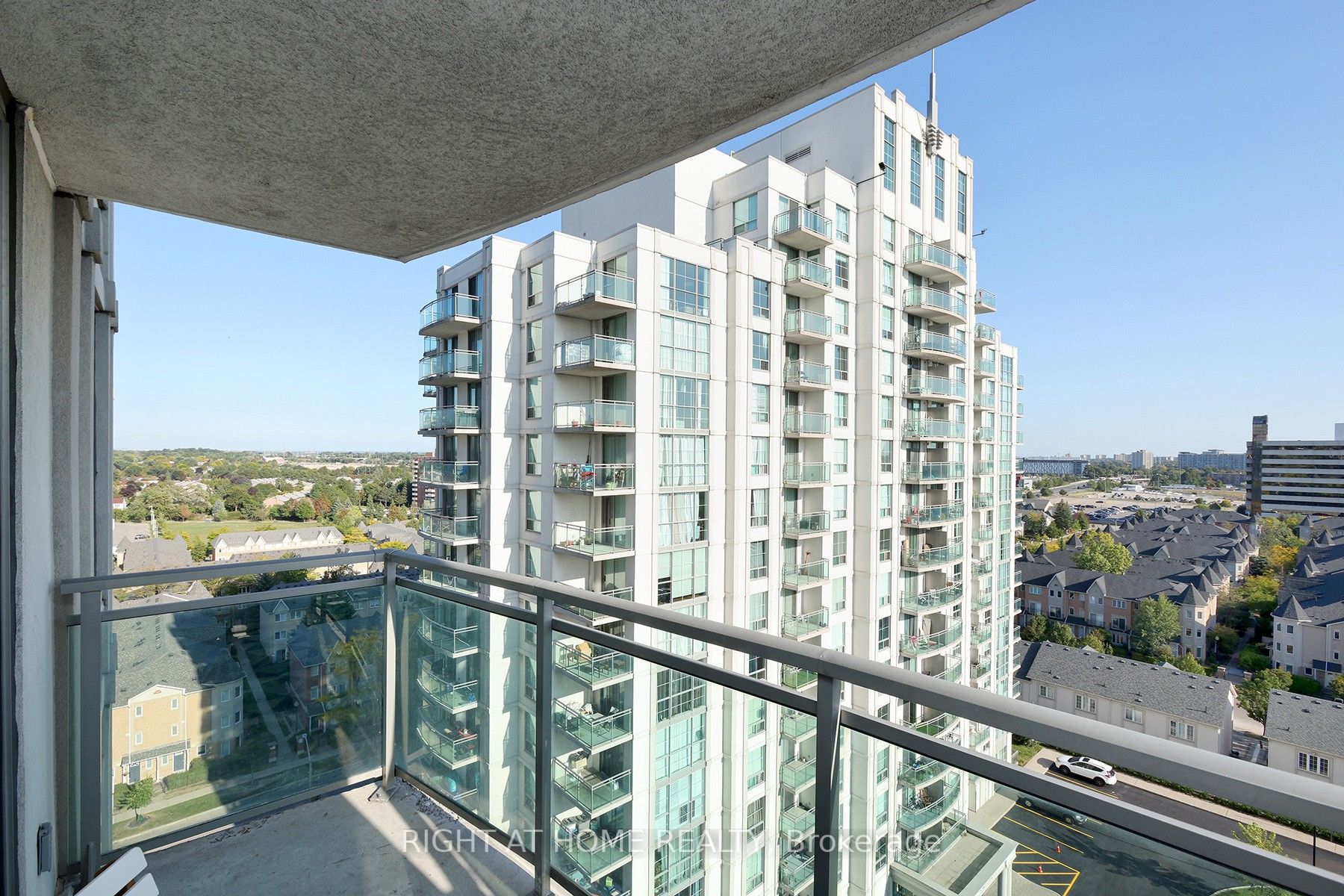 6 Rosebank Dr, #12G
