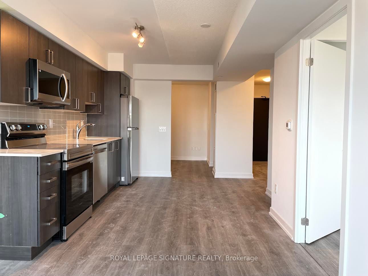 1480 Bayly St, #801