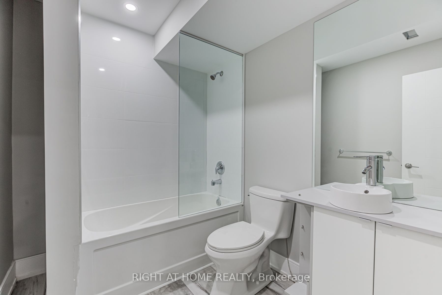59A Bexhill Ave