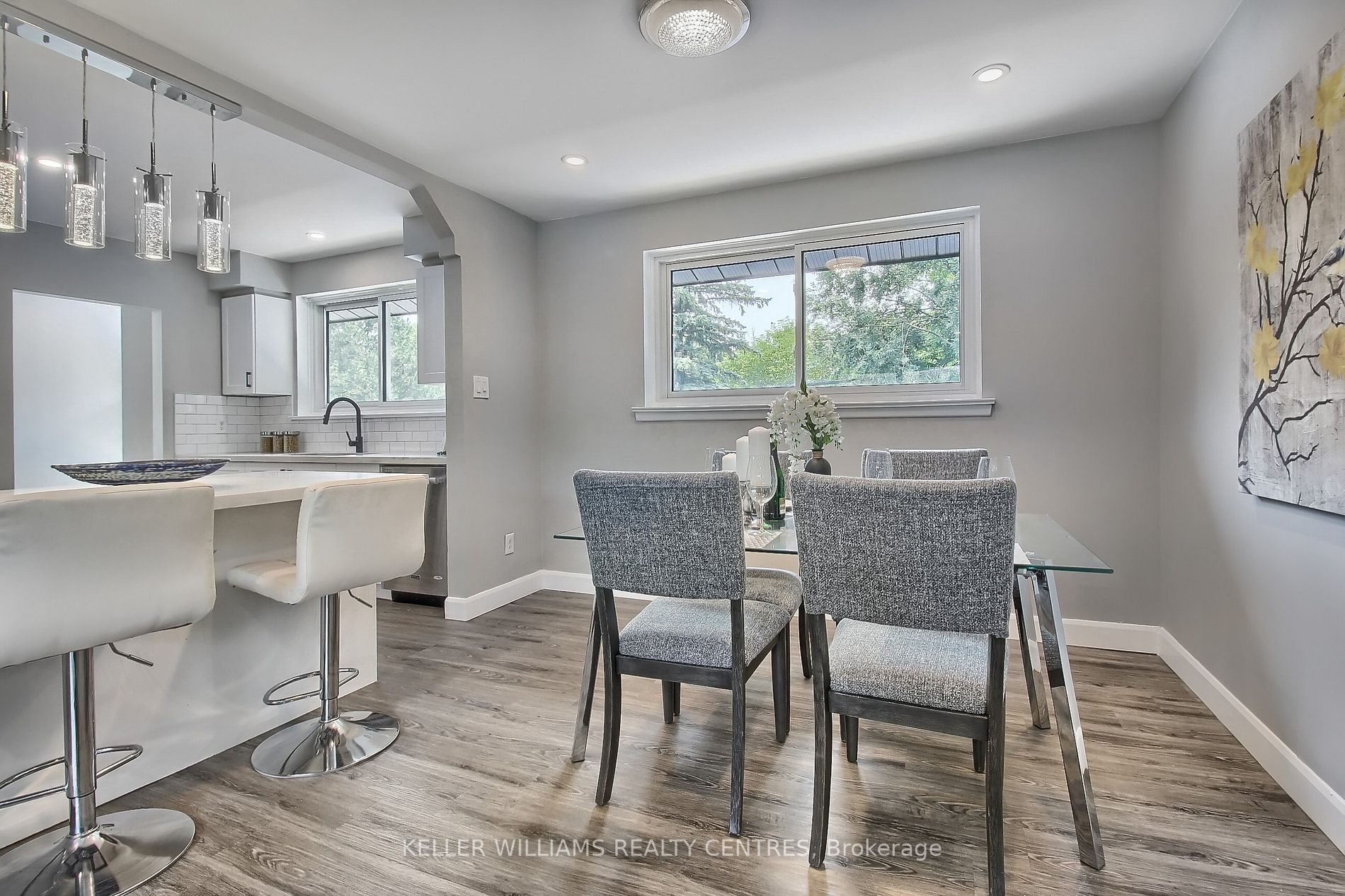 44 Woodgarden Crescent