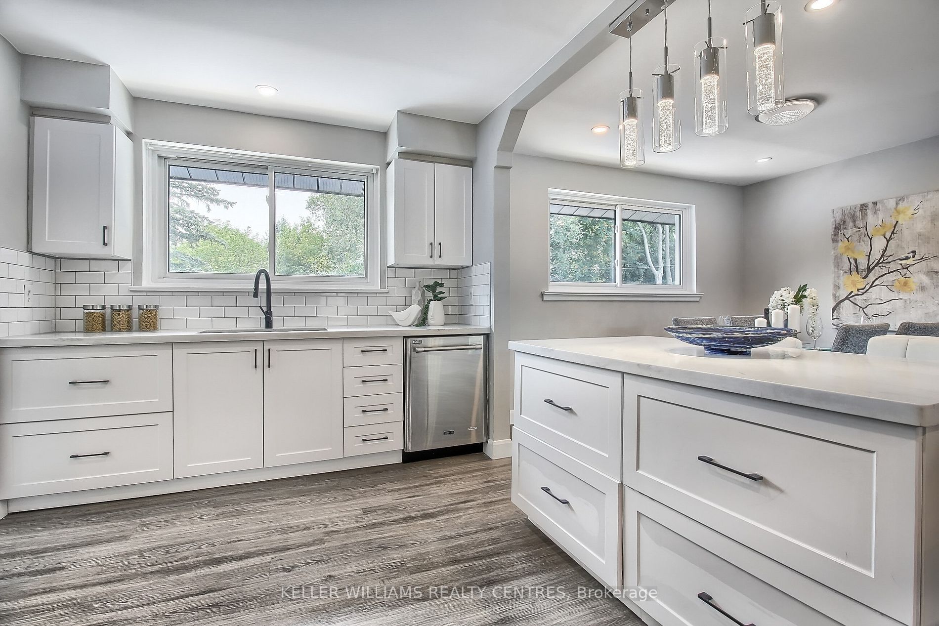 44 Woodgarden Crescent
