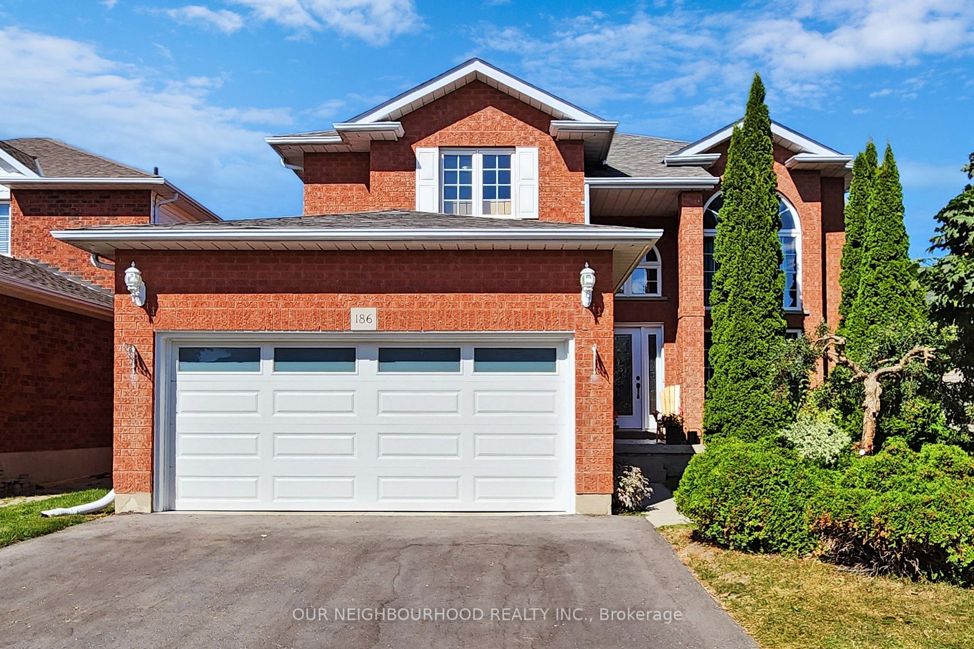 186 Ryerson Crescent