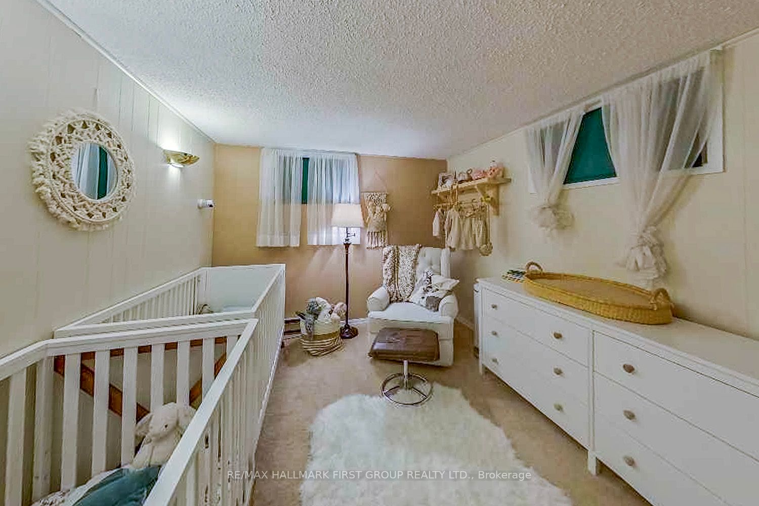 3240 Demara Rd