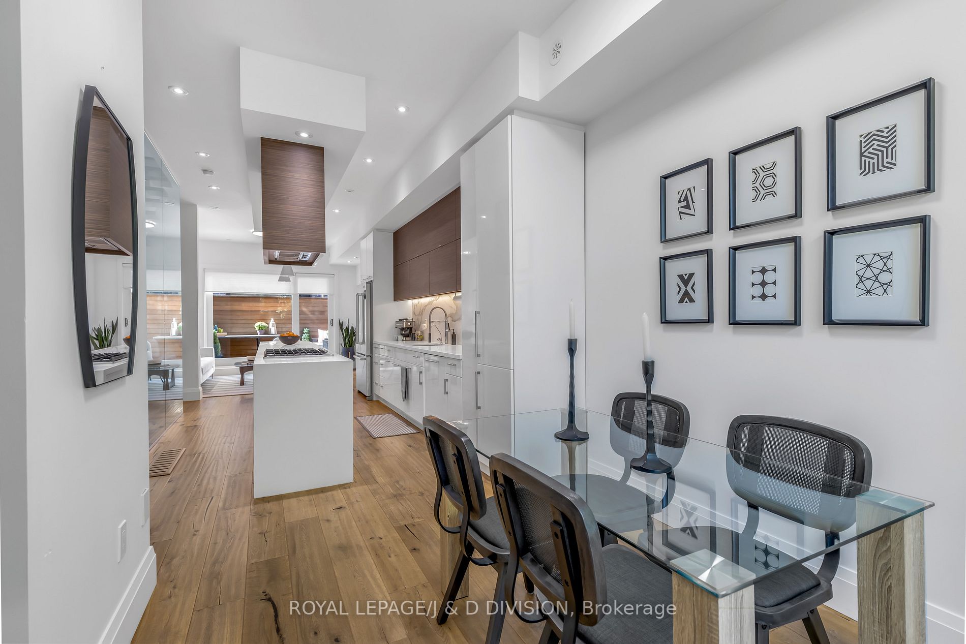 837 Broadview Ave, #8